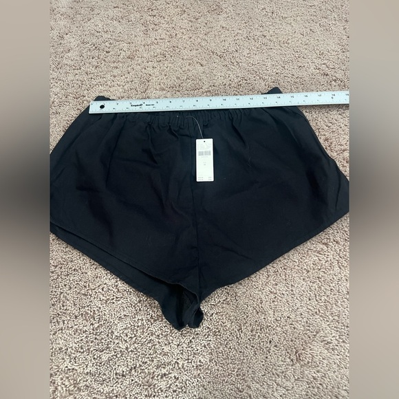 NWT new medium Anthropologie linen tap shorts black flouncy - Picture 14 of 15